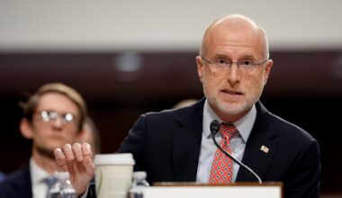 Senators dig into FCC chairman's role in Jimmy Kimmel controversy