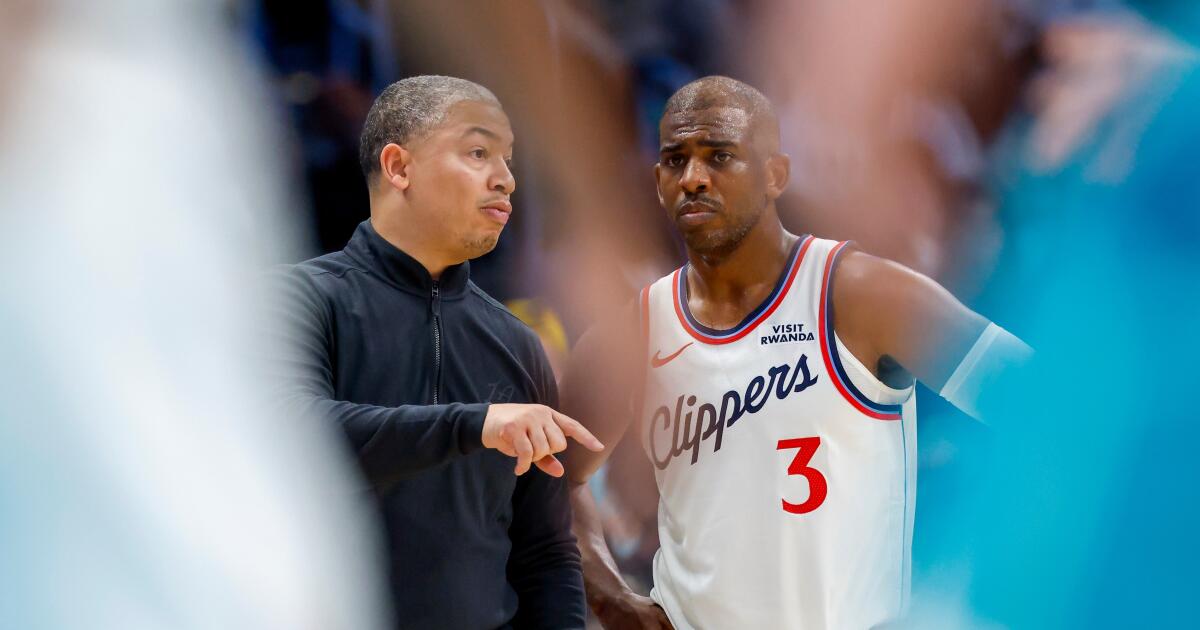 Chris Paul 'at peace' post-Clippers; Tyronn Lue denies feud report