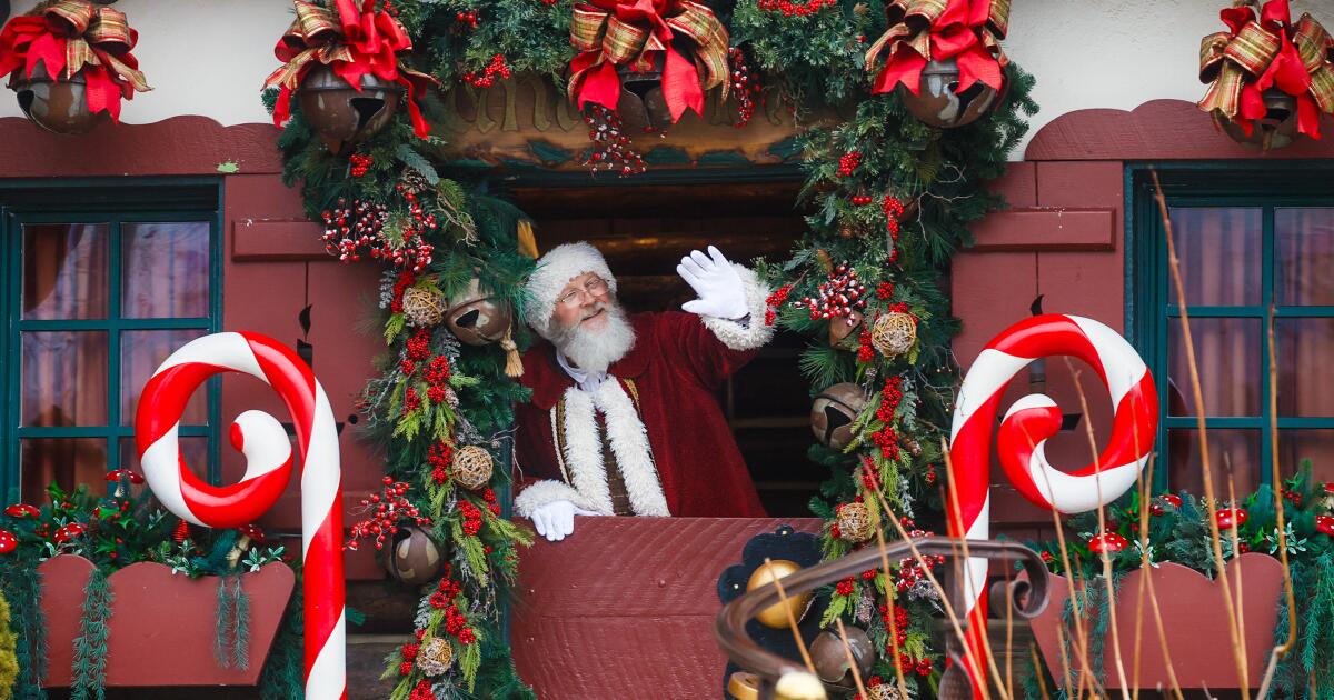 Christmas music driving you nuts? Why holiday playlists are everywhere