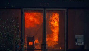 A new view of two critical days that set the stage for Palisades fire