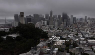 San Francisco outage disrupts trains, leaves 130,000 without power