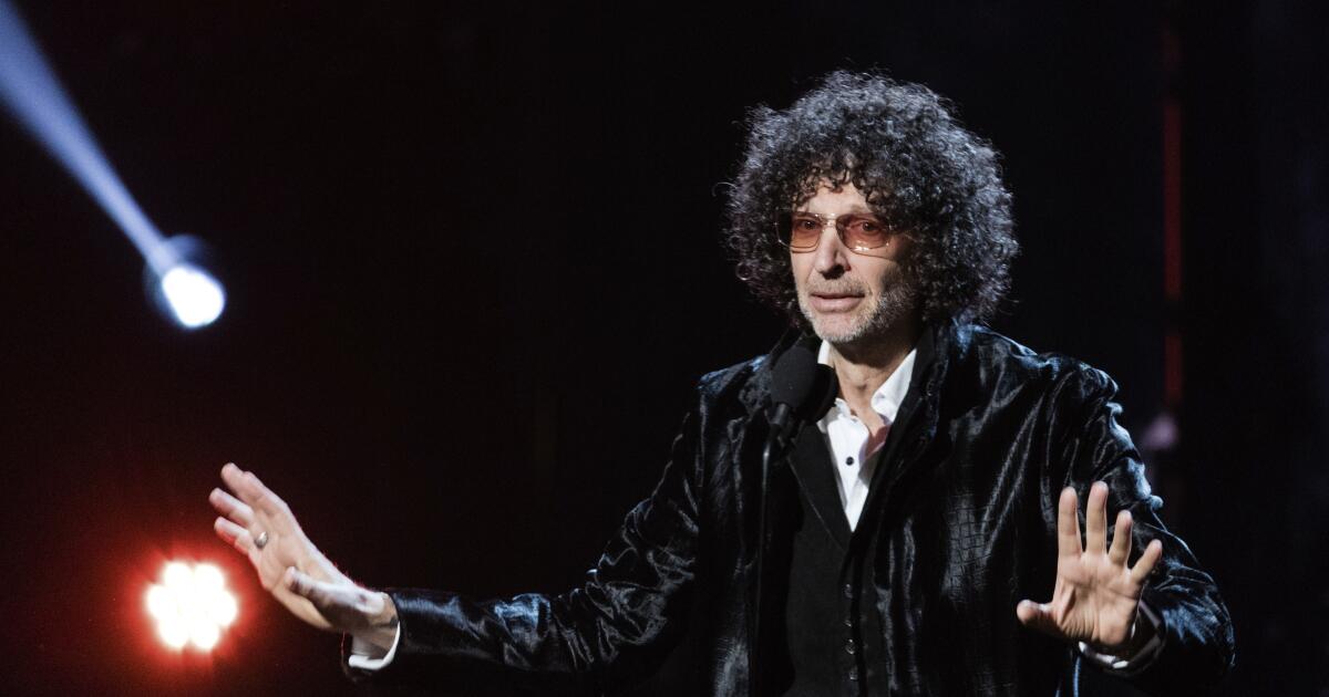 Howard Stern signs new deal with SiriusXM