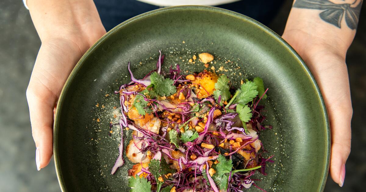 Here are more than 100 L.A. restaurant closures in 2025