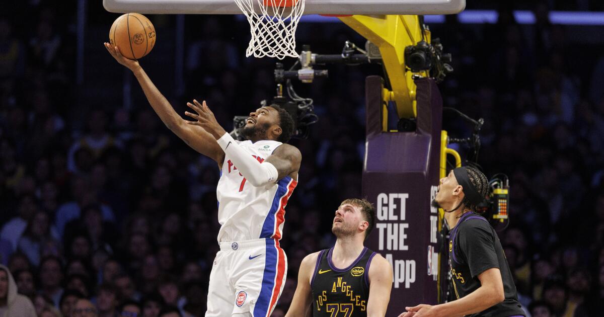 Lakers implode against Pistons, losing on LeBron James' birthday
