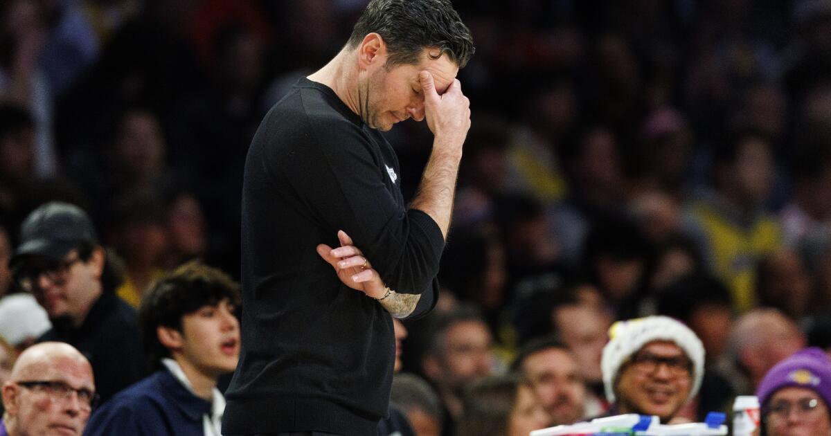 Lakers takeaways: Pistons dominate paint, Lakers close out a sub-.500 December