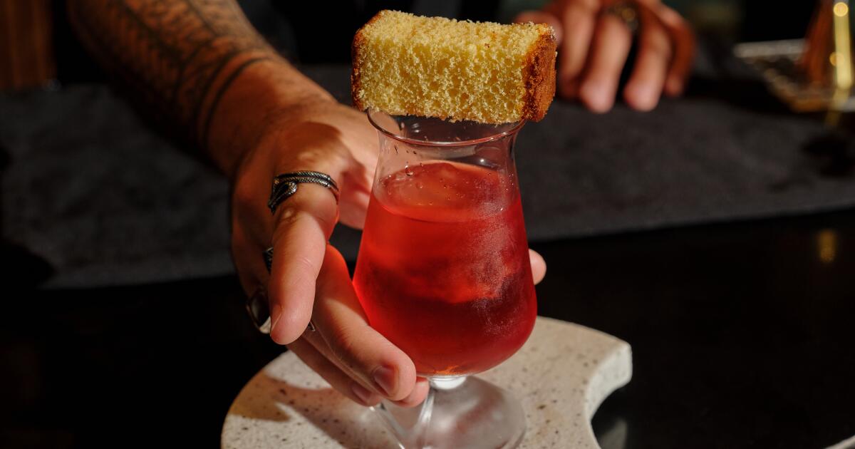 Where to eat dinner on New Year's Eve and New Year's Day brunch