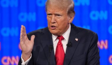 What happens to CNN is President Trump gets his way?