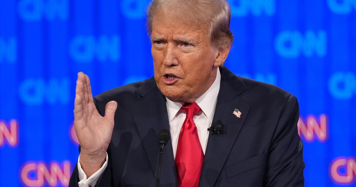 What happens to CNN is President Trump gets his way?