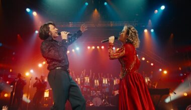 'Song Sung Blue' review: Jackman and Hudson sweetly croon