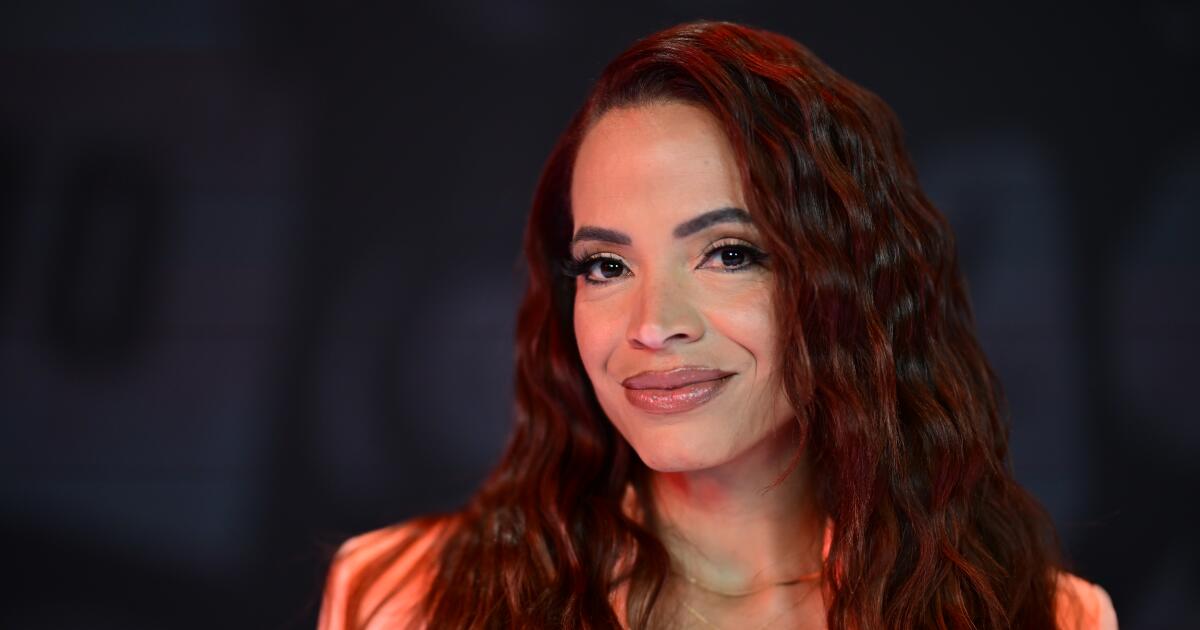 "SportsCenter" host Elle Duncan leaves ESPN for Netflix