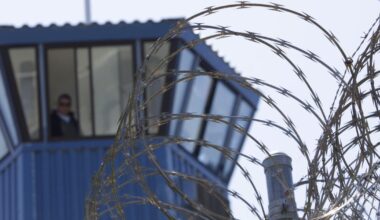 Some say California prisons should have more single-cell units