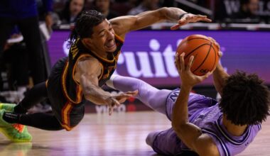 No. 24 USC gives up 18-point lead, losing to Washington for first loss