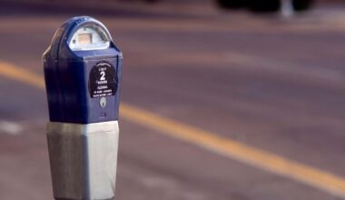 Suspected copper wire thieves disable parking enforcement radios in Los Angeles
