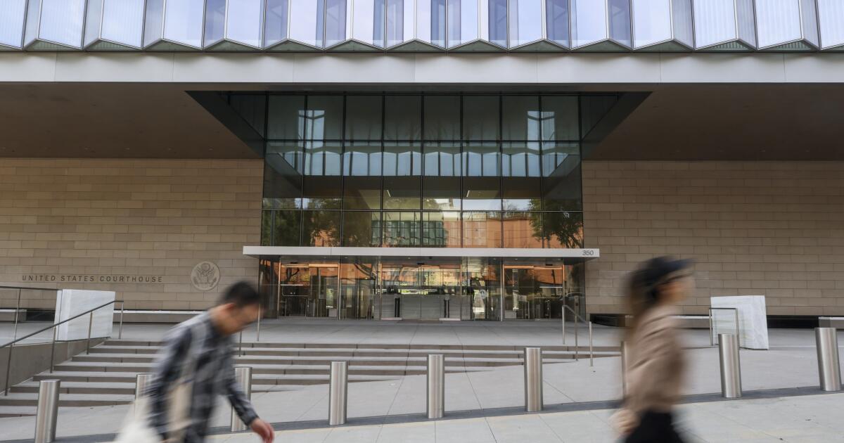 Guilty plea in SoCal robberies; feds say man was deported, returned