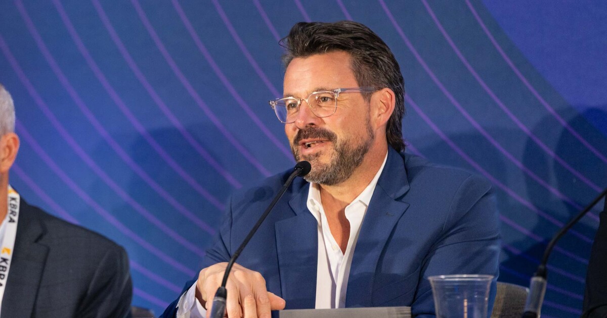 California's deficit challenge amid voters' economic unease