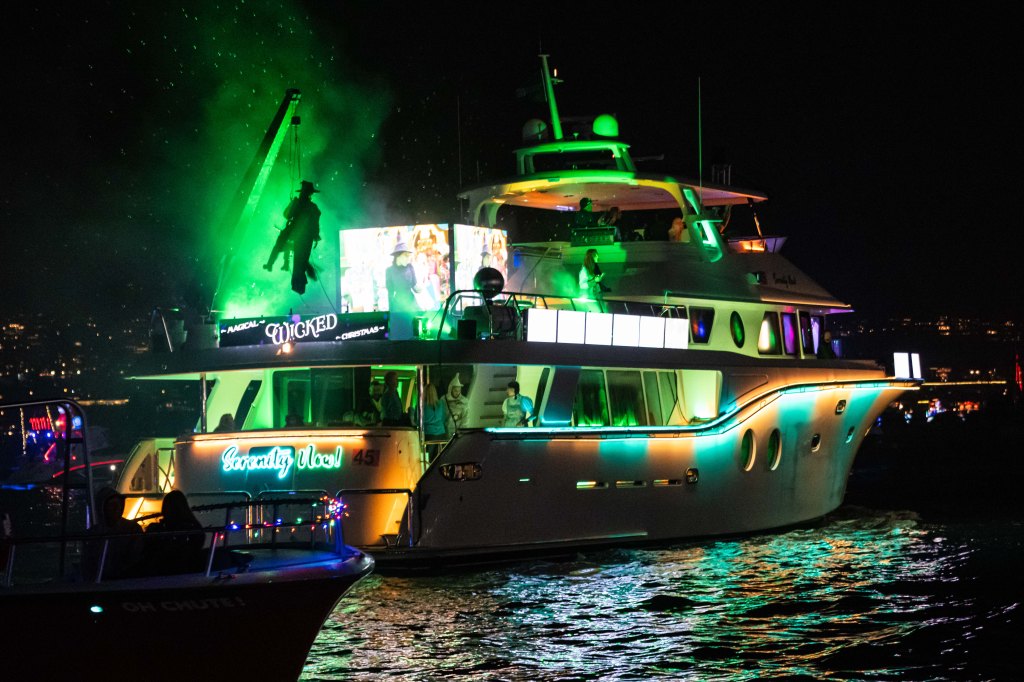 117th Newport Beach Christmas Boat Parade, California.