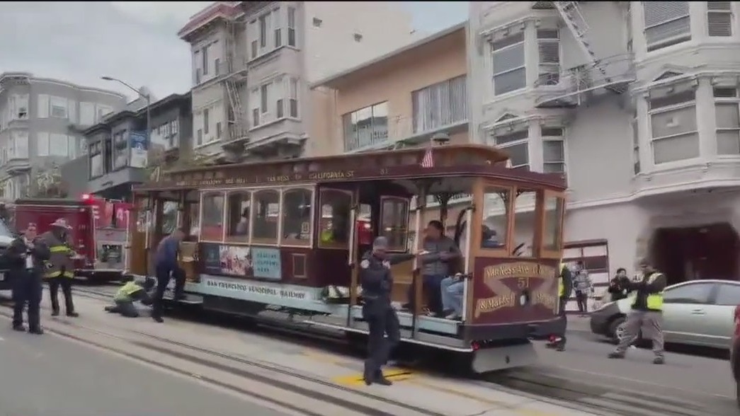 Cable car abruptly stops in San Francisco, injuring more than a dozen people