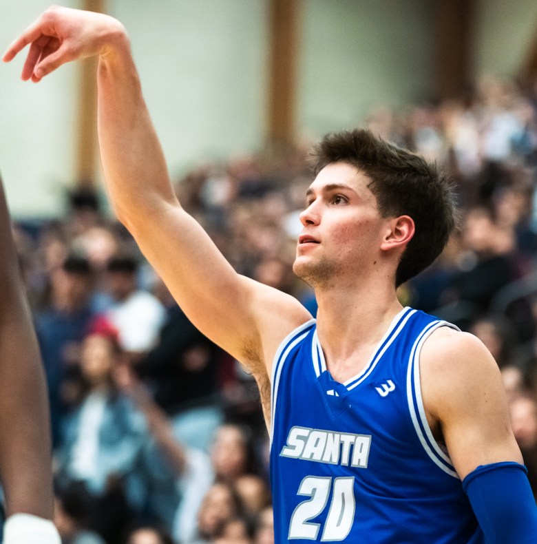 UCSB's Aidan Mahaney followed up Thursday's 15-point performance against Cal Poly by scoring a team-high 21 on Saturday at Long Beach State. 