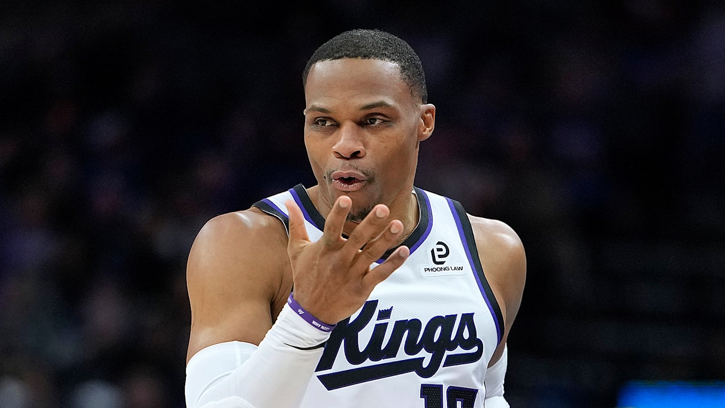 Houston Rockets v Sacramento Kings