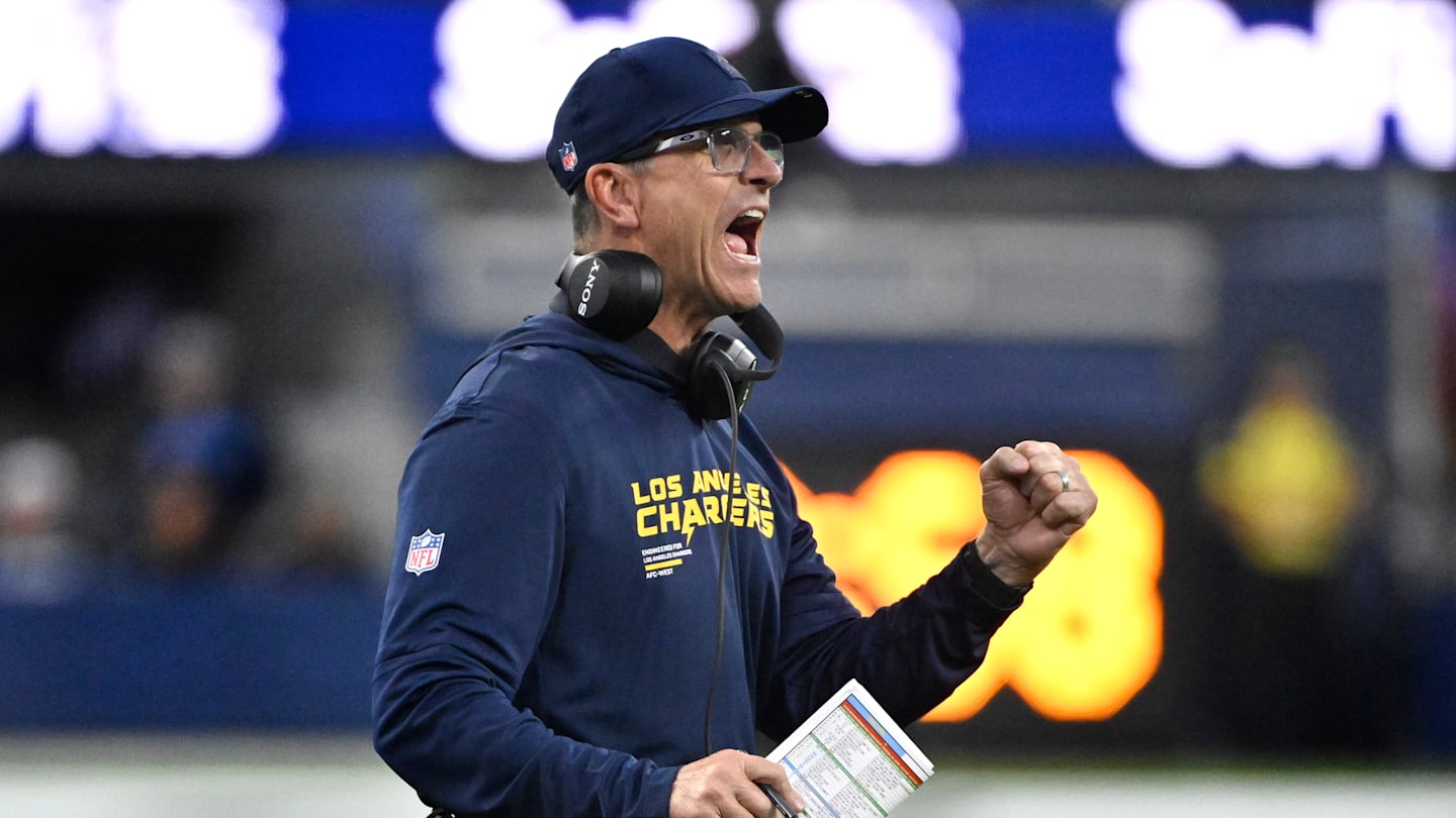 Los Angeles Chargers defeated the Las Vegas Raiders 31-14 to win a NFL football game.