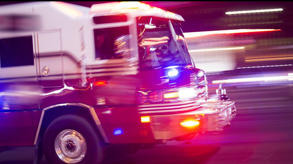 Leaking gas line prompts some evacuations in Sacramento's Curtis Park