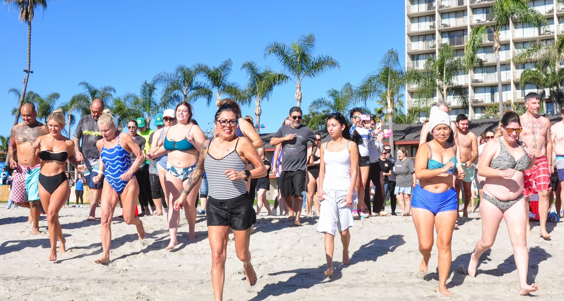 Mission Bay Polar Plunge raises $40,000 for Make-A-Wish San Diego