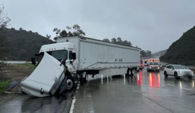 Sig Alert issued after big rig jackknifes on I-15 in Mission Valley