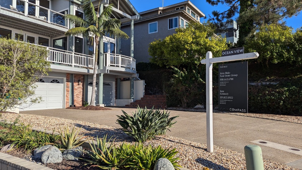 San Diego home prices decline again in latest Case-Shiller report