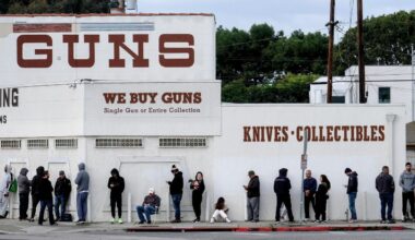 Appeals panel says California's ban on open carry in more populated counties is unconstitutional