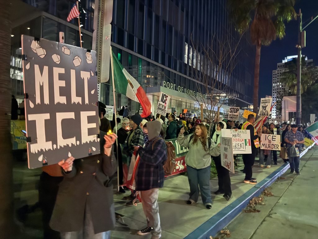 Hundreds converge on downtown Long Beach after fatal immigration shooting in Minneapolis – Press Telegram