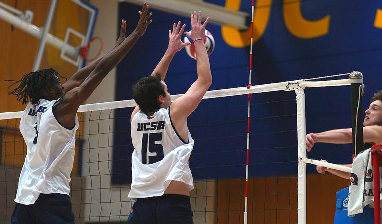 Gauchos Hold Off Maryville During ASICS Invitational Day 2