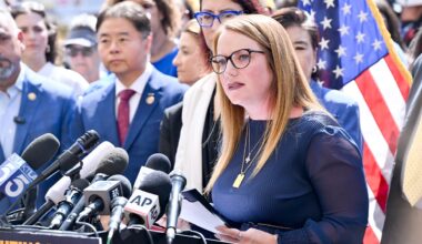 Los Angeles County unanimously approves ICE-free zones motion at meeting