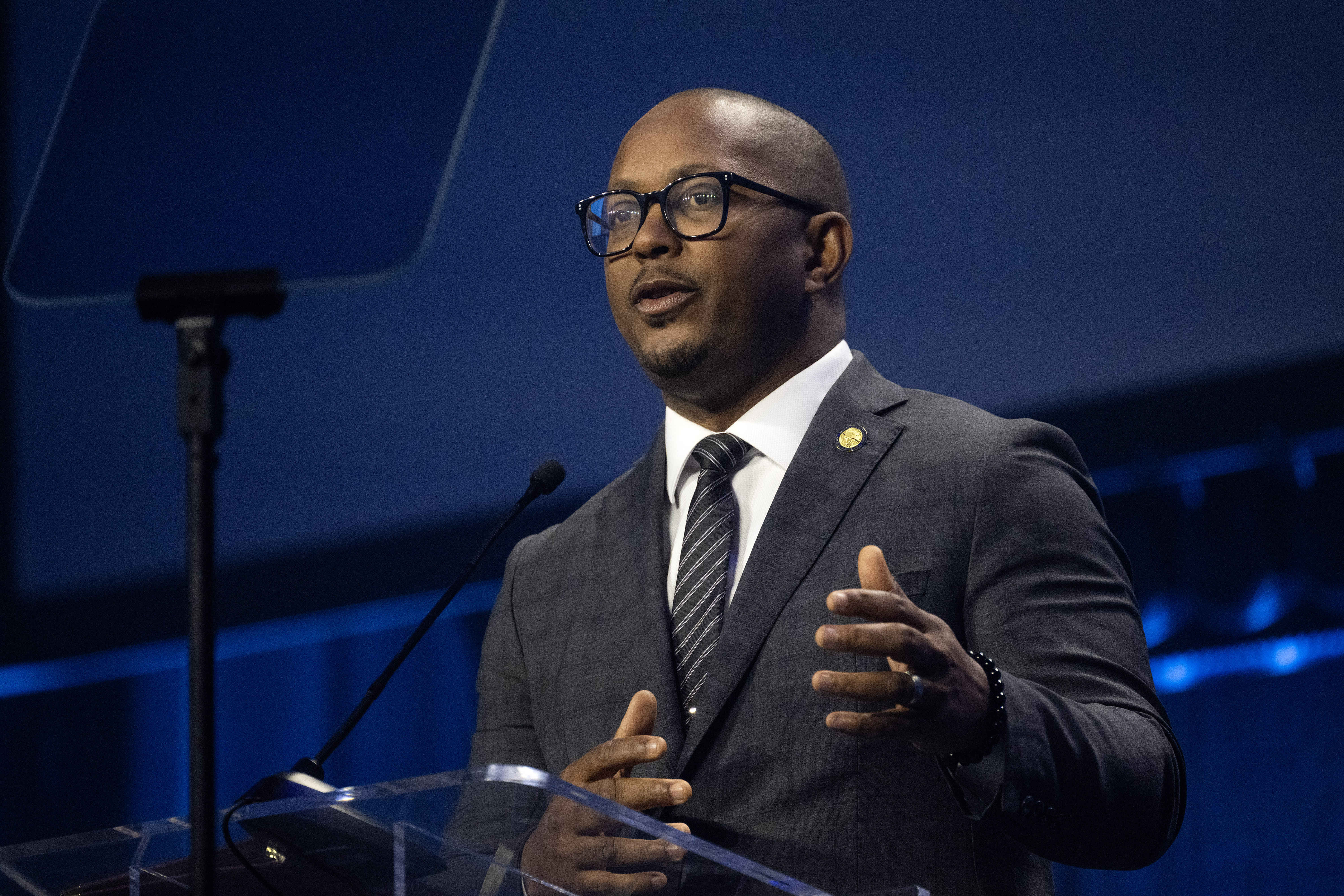 Mayor Rex Richardson speaks during the Port of Long Beachâs...