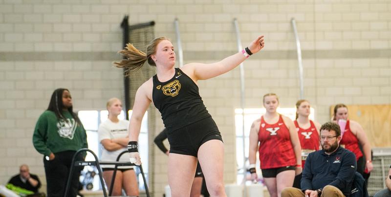 Oakland Wraps up Indoor Meet in Akron