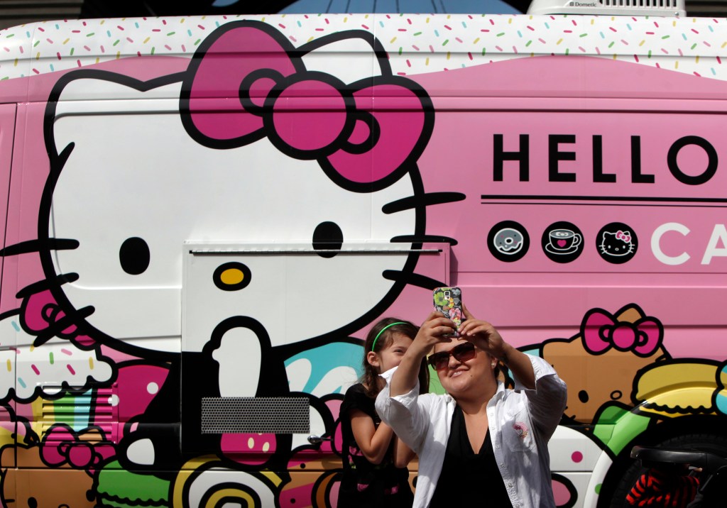 Hello Kitty Cafe Truck rolling into the Bay Area this month