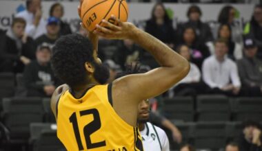 Naivalurua Scores Career-High as Oakland Throttles Green Bay