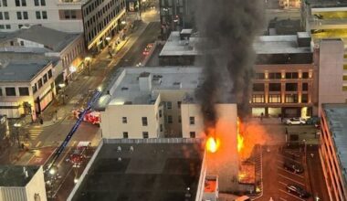 3-alarm fire breaks out at residential building in Downtown Oakland