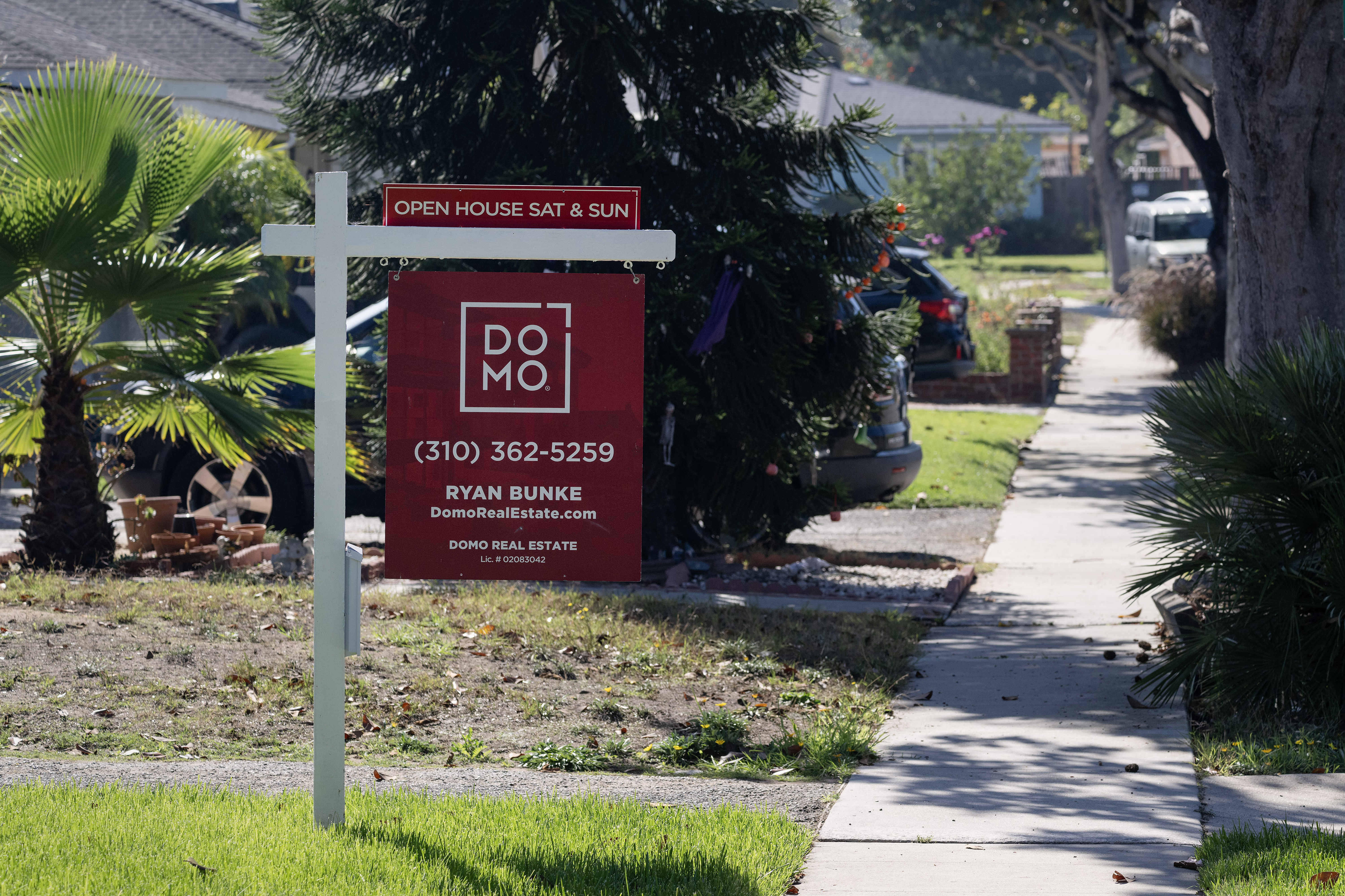 A home for sale near the proposed Metro K Line...