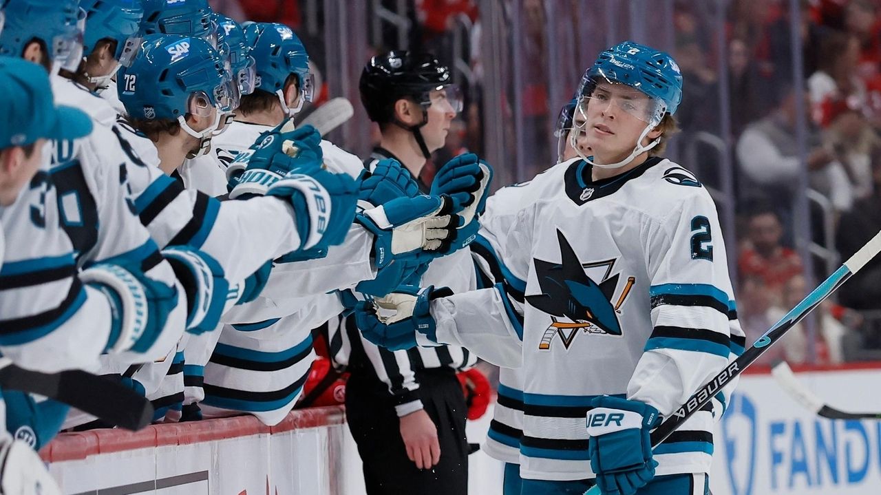 Will Smith scores as the Sharks spoil Matthew Tkachuk's return by beating the Panthers 4-1