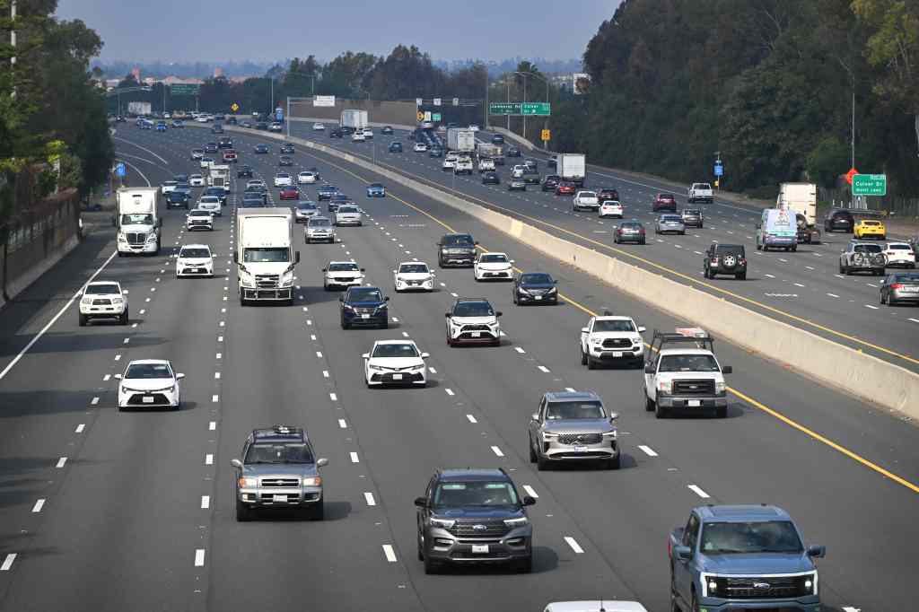 Project to add a lane, making a safer 5 Freeway between 405 and 55, gets underway – Orange County Register