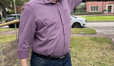 Ted Cruz returns from California before winter storm hits Texas