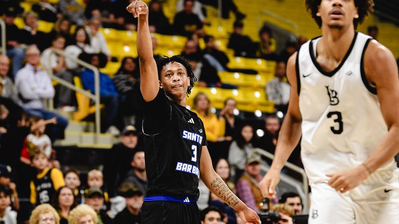 Gauchos Win Fourth Straight, Keep Pace in Big West Standings