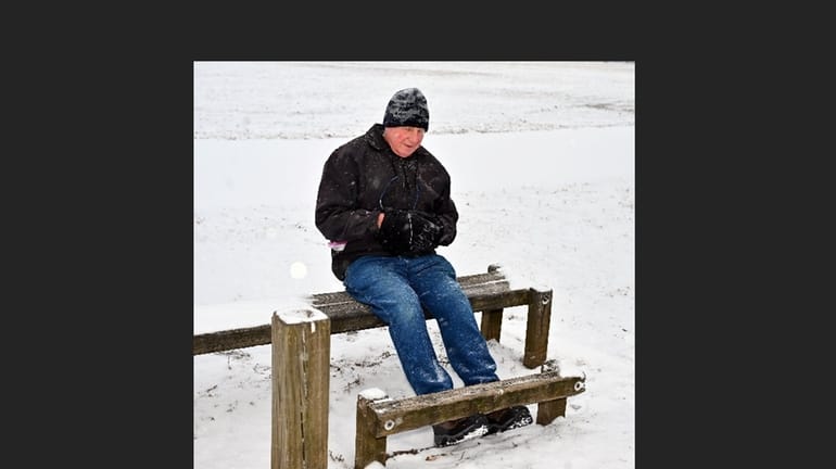  Donnie Bar-Kocha ,74, of East Meadow, exercises in Eisenhower Park.
