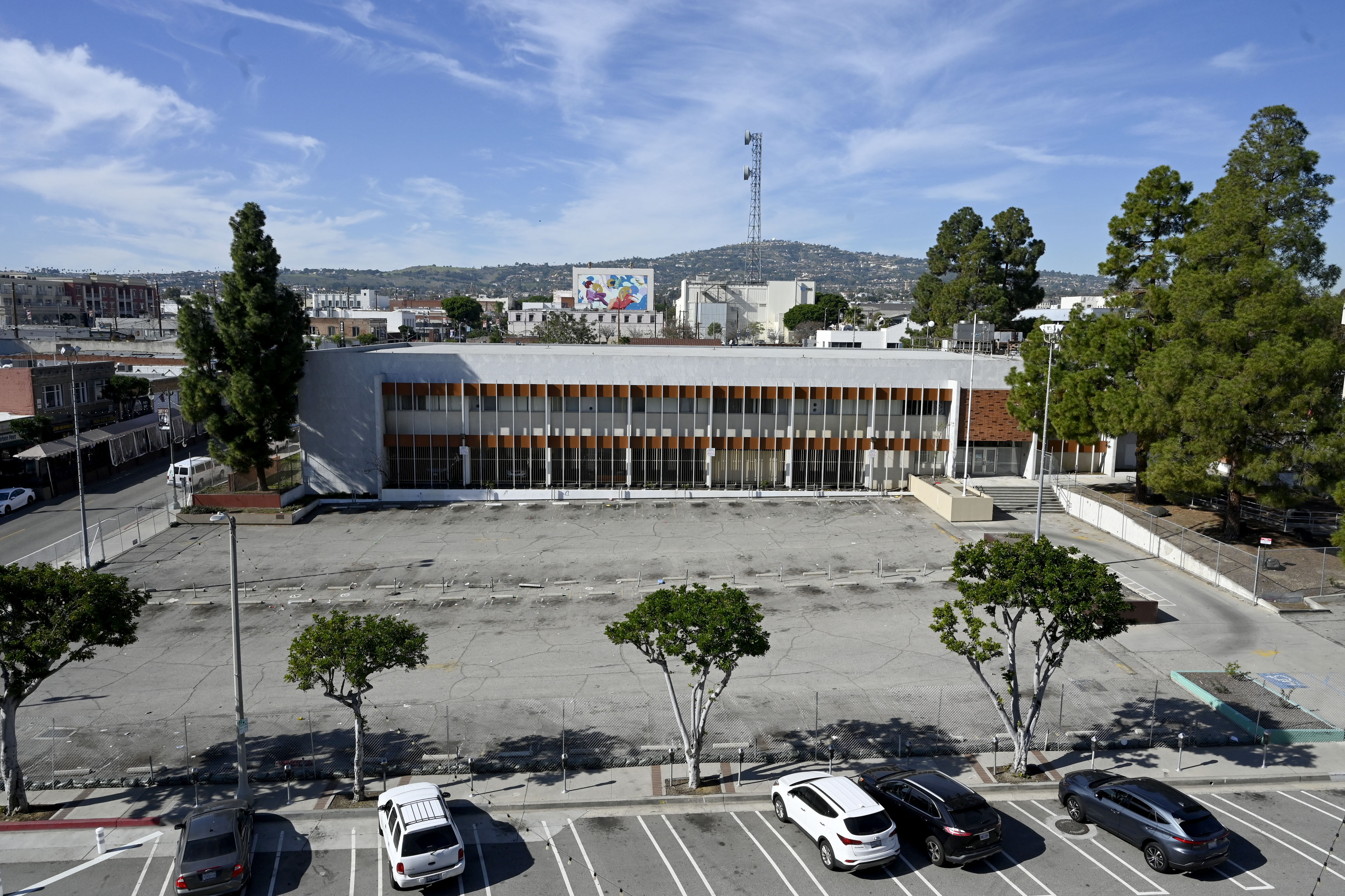 The shuttered courthouse surrounded by fencing in preparation for a...