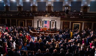 Blue states lose congressional seats to red states in 2030 census analysis