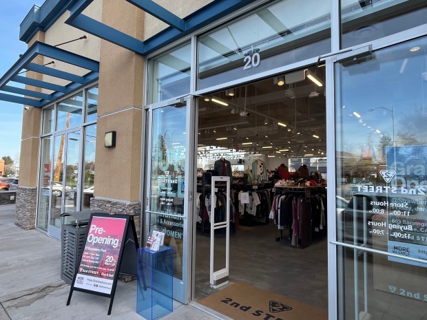 Entry area of 2nd STREET store at 603 Saratoga Avenue in west San Jose, seen on Jan. 28, 2026.(George Avalos/Bay Area News Group)