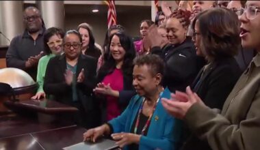 Oakland mayor signs executive orders to protect immigrant communities