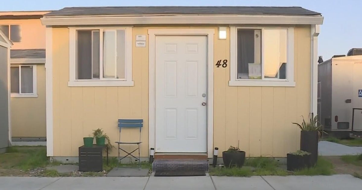 Tiny home shelter helps Sacramento's homeless young adults get back on their feet