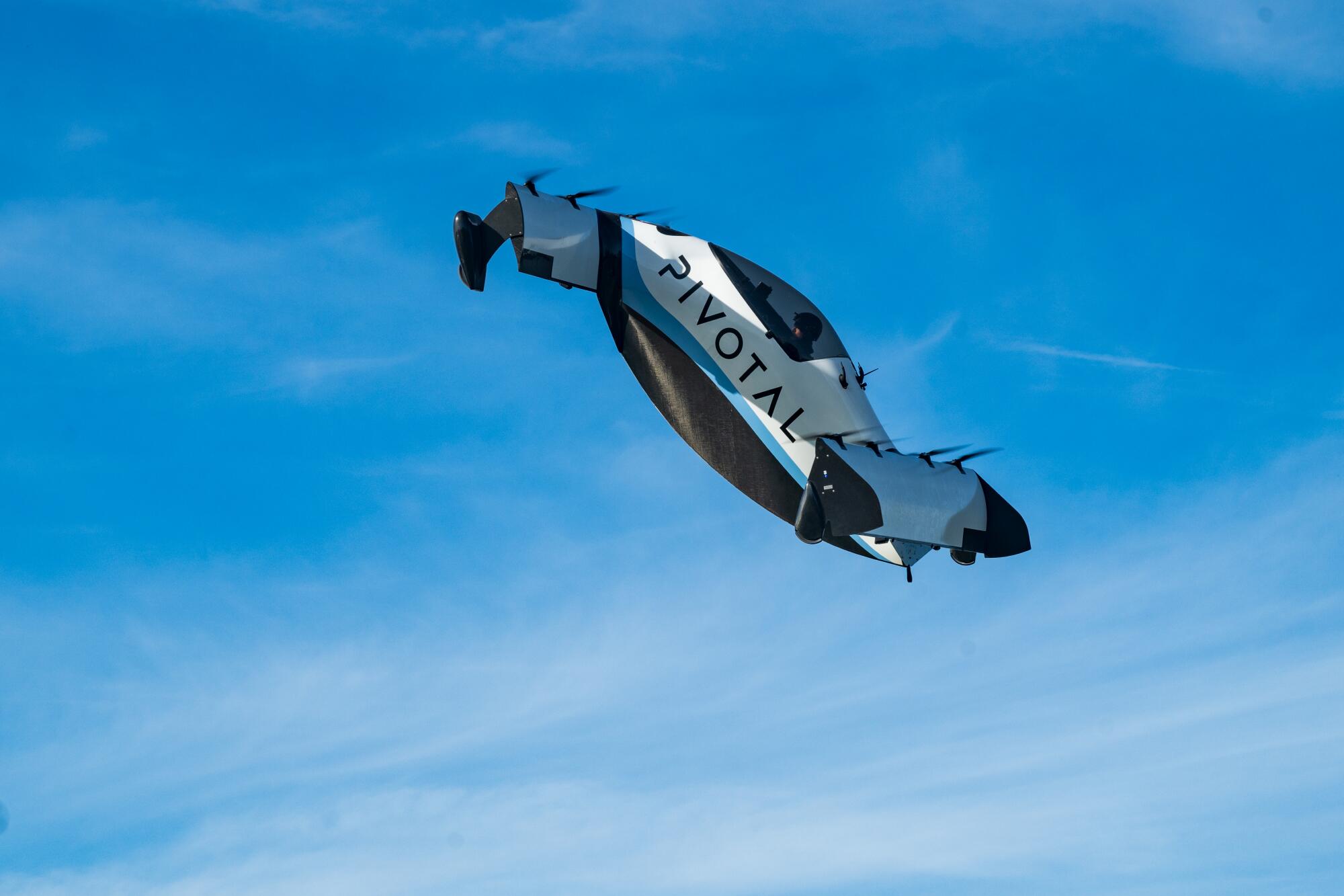 The Pivotal BlackFly in flight.