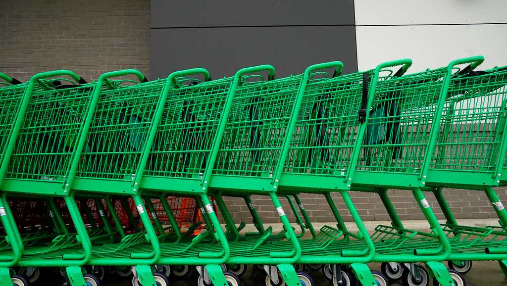 How many Amazon Fresh, Amazon Go workers could be laid off in California?